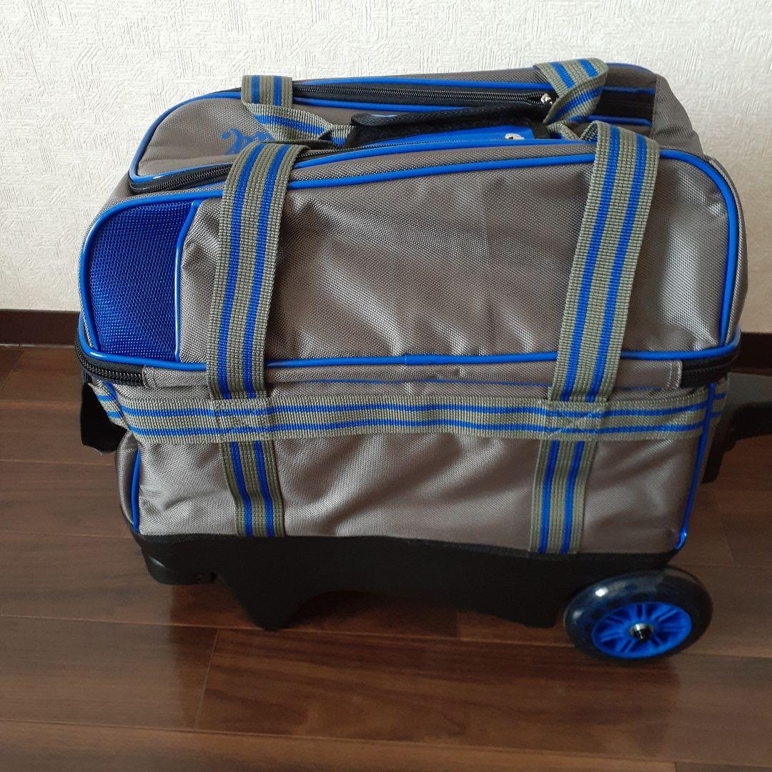 DV8 BD210 コンパクトダブルローラーバッグ