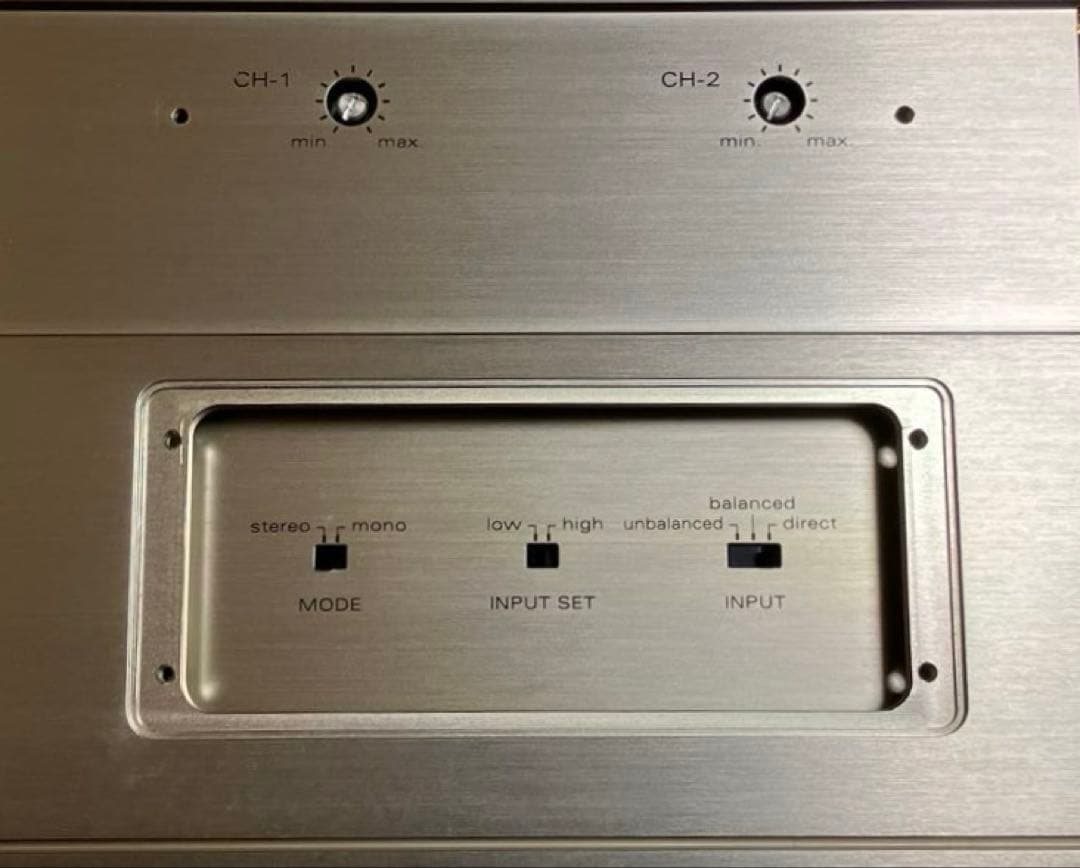 LUXMAN CM-2050 ラックスマン カーオーディオパワーアンプ②