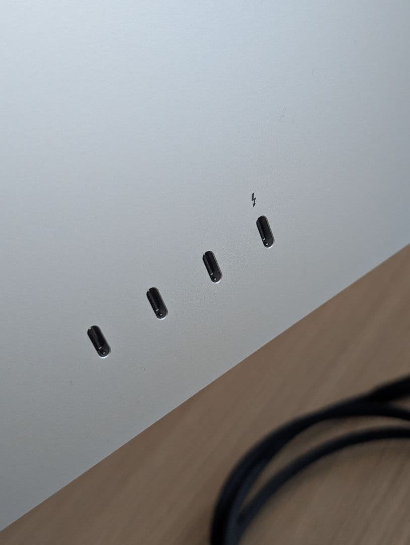 美品 apple Studio Display 標準ガラス 傾きと高さ　調整