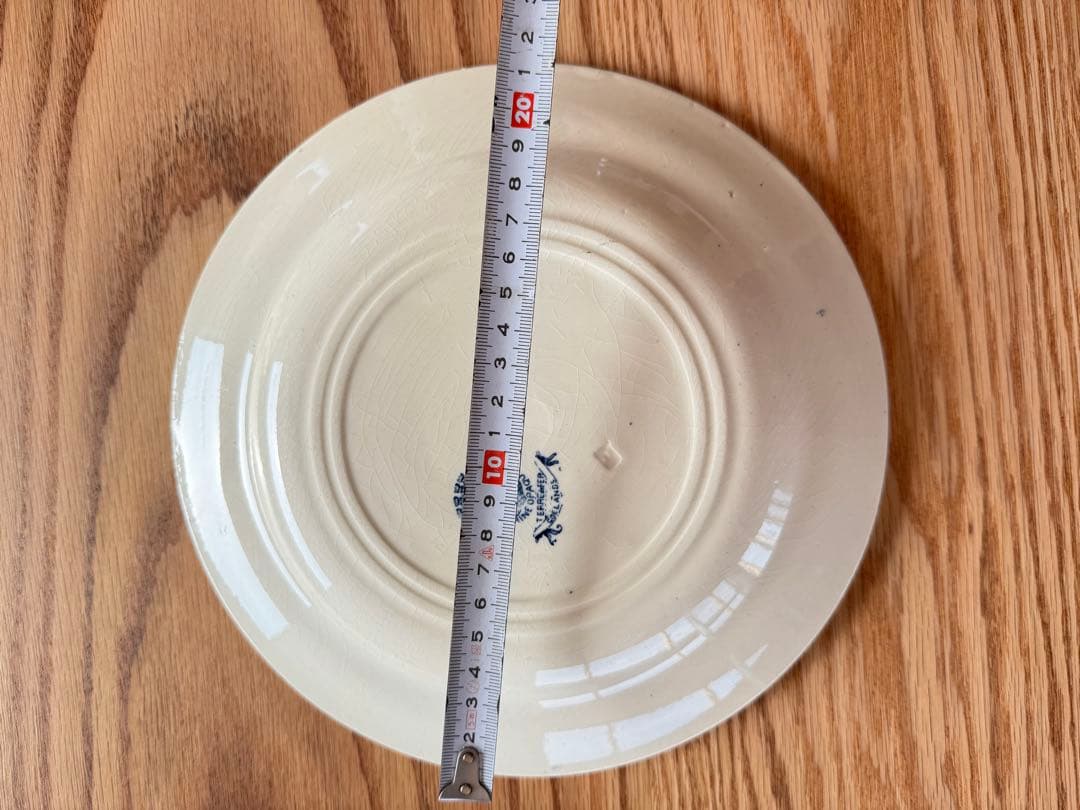 アンティーク　青い鳥と植物の模様の陶器皿