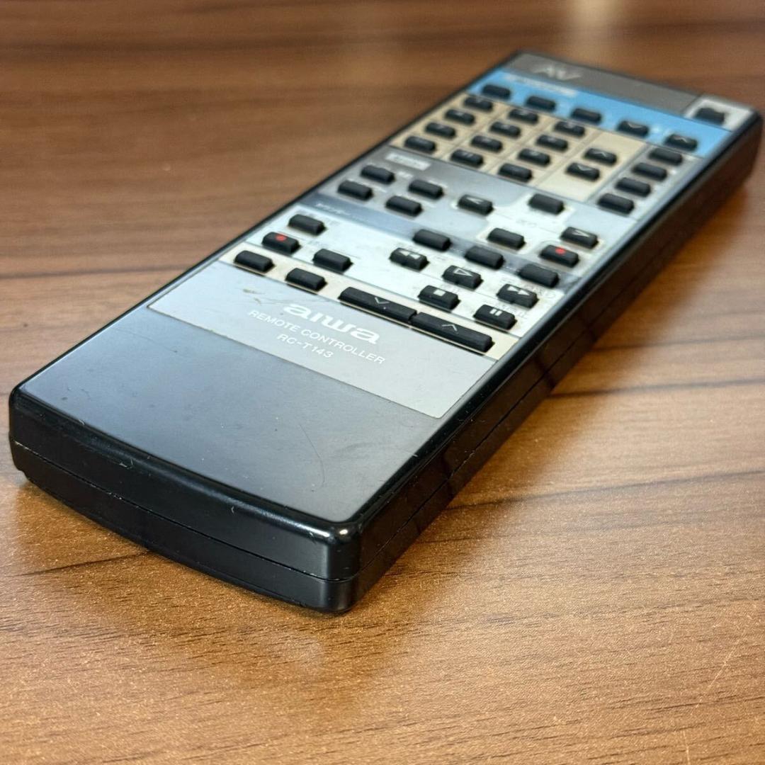 aiwa　AVシステム リモコン　RC-T143 希少品　アイワ ☆送料無料☆