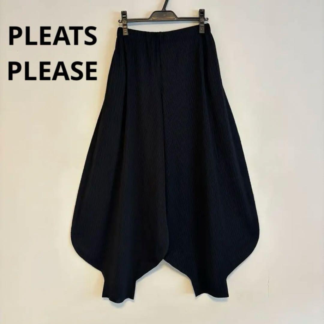 PLEATS PLEASE　ISSEY MIYAKE　プリーツプリーズ　パンツ