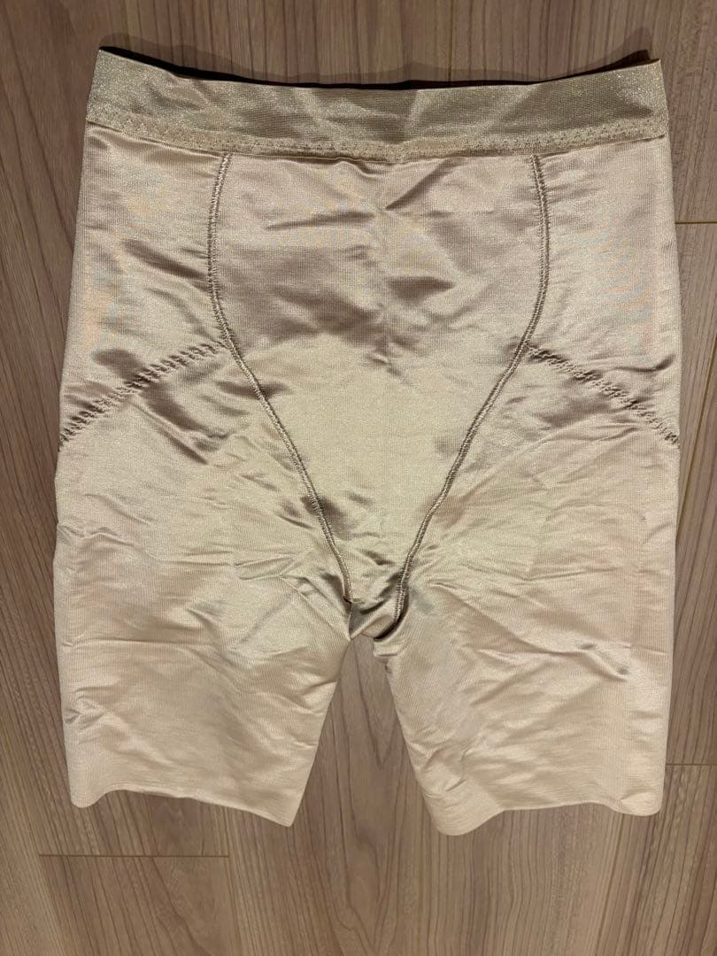 【美品】THE TREAT DRESSING ブライダルインナー＆ガードルセット