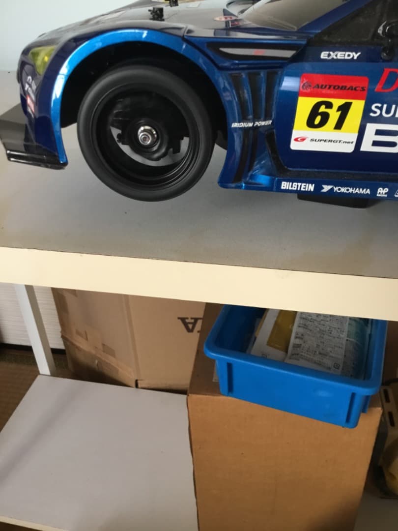 タミヤBRZラジコンカー