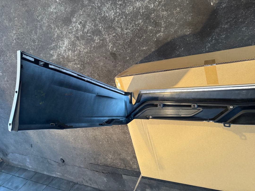 40アルファード　モデリスタ　リヤスカート