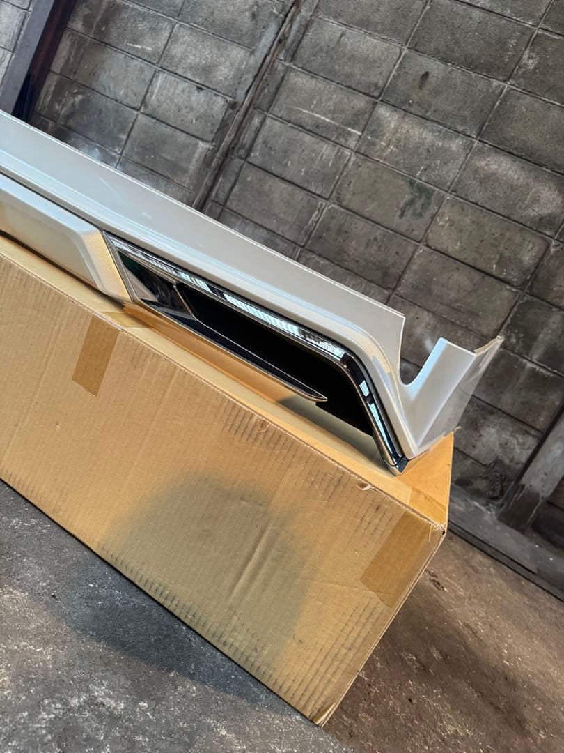 40アルファード　モデリスタ　リヤスカート