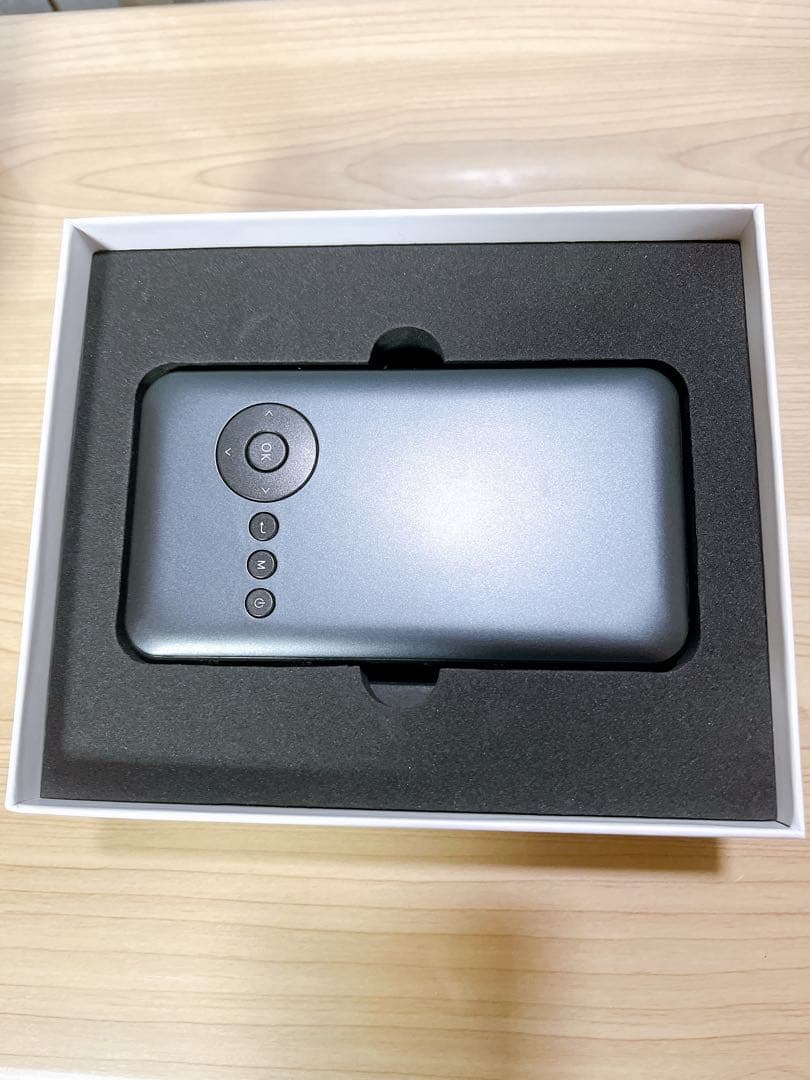 KABĒNI （カベーニ）[正規品] UENO-mono プロジェクター 美品