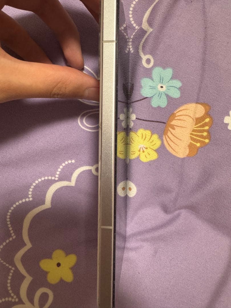 Redmi K70 中国版 256GB 動作正常 背面割れあり