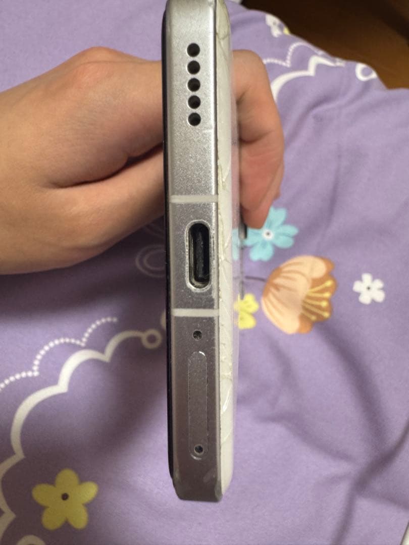 Redmi K70 中国版 256GB 動作正常 背面割れあり