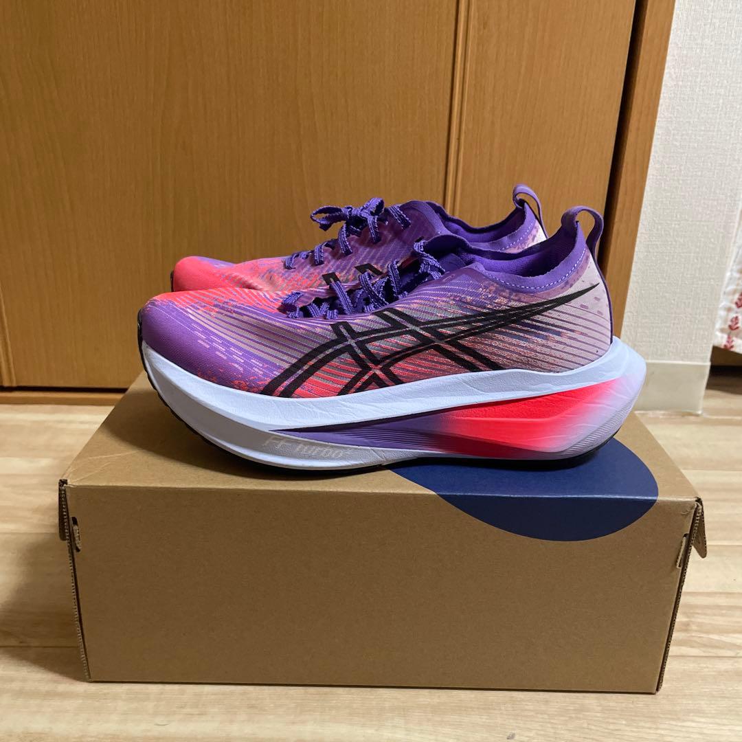 asics ランニングシューズ　24cm 箱あり