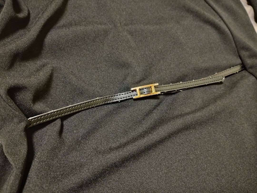 LOUISVUITTON　ルイヴィトン 長袖 カットソー ロゴ刺繍 レザーベルト