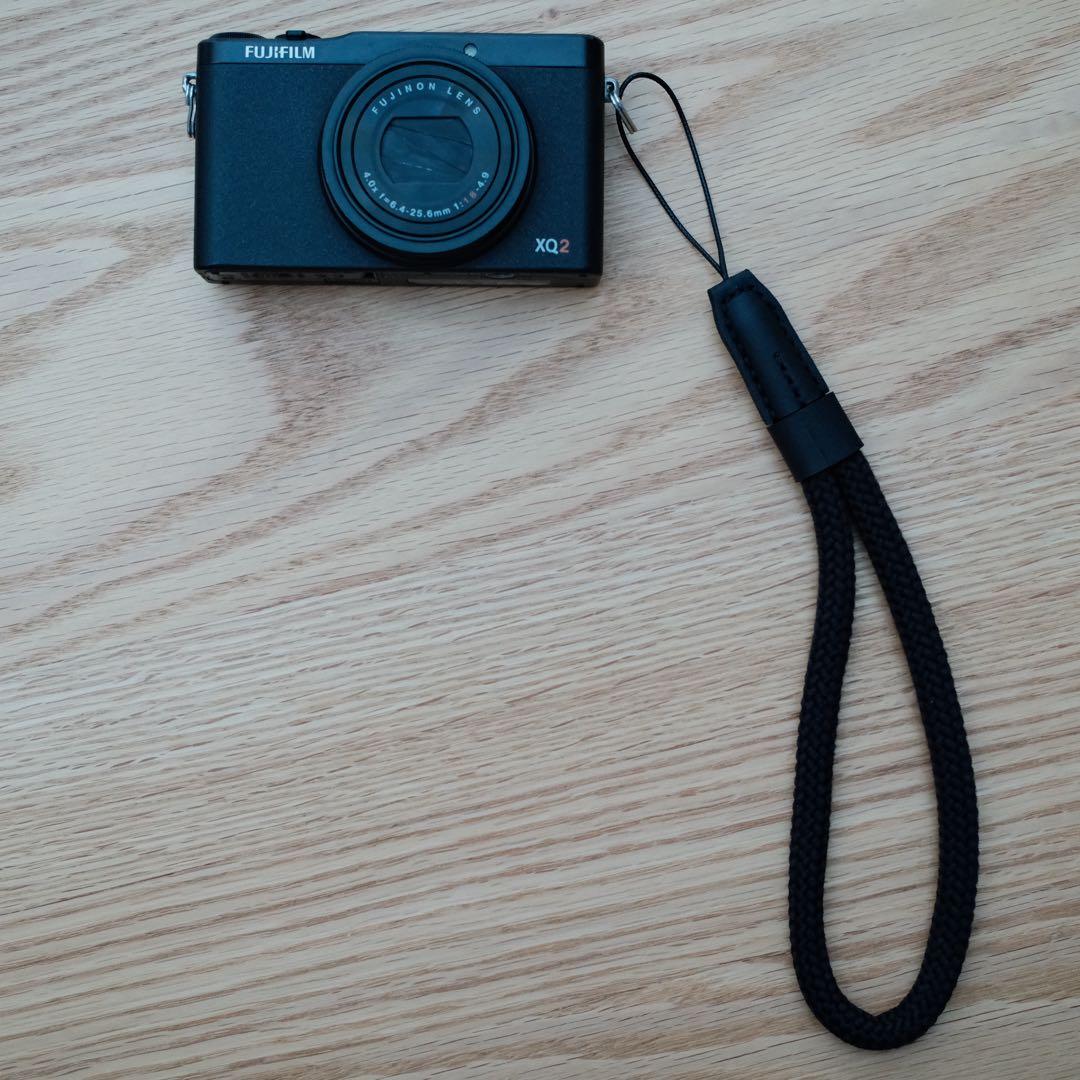 デジタルカメラ FUJIFILM XQ2