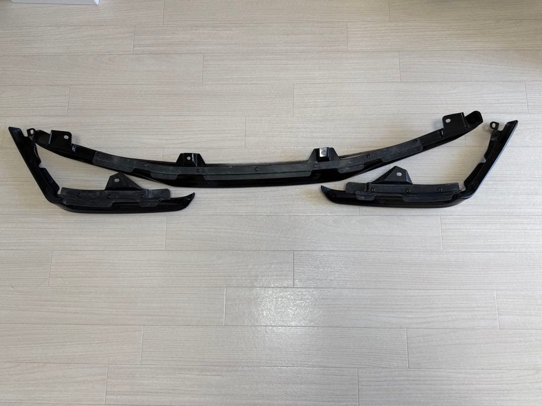 美品 220 クラウン RS TRD フロントスポイラー エアロ