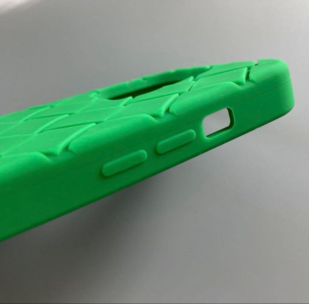 Bottega Veneta グリーン シリコンケースiPhone13pro