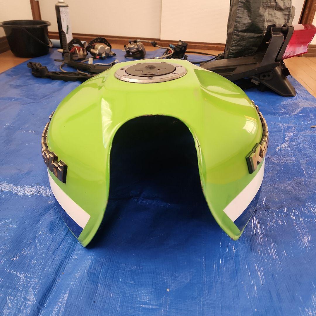 zrx400 ガソリンタンク