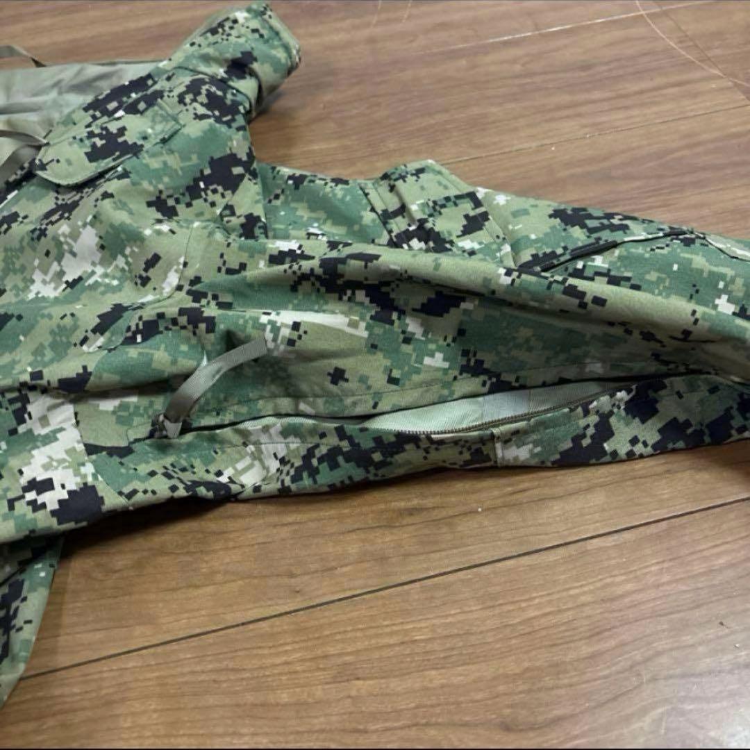美品　米軍　実物　US NAVY NWU AOR GORE−TEX MEDIUM