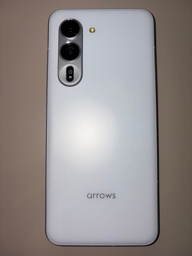 arrows Alpha ホワイト SIMフリー 中古品 初期化済