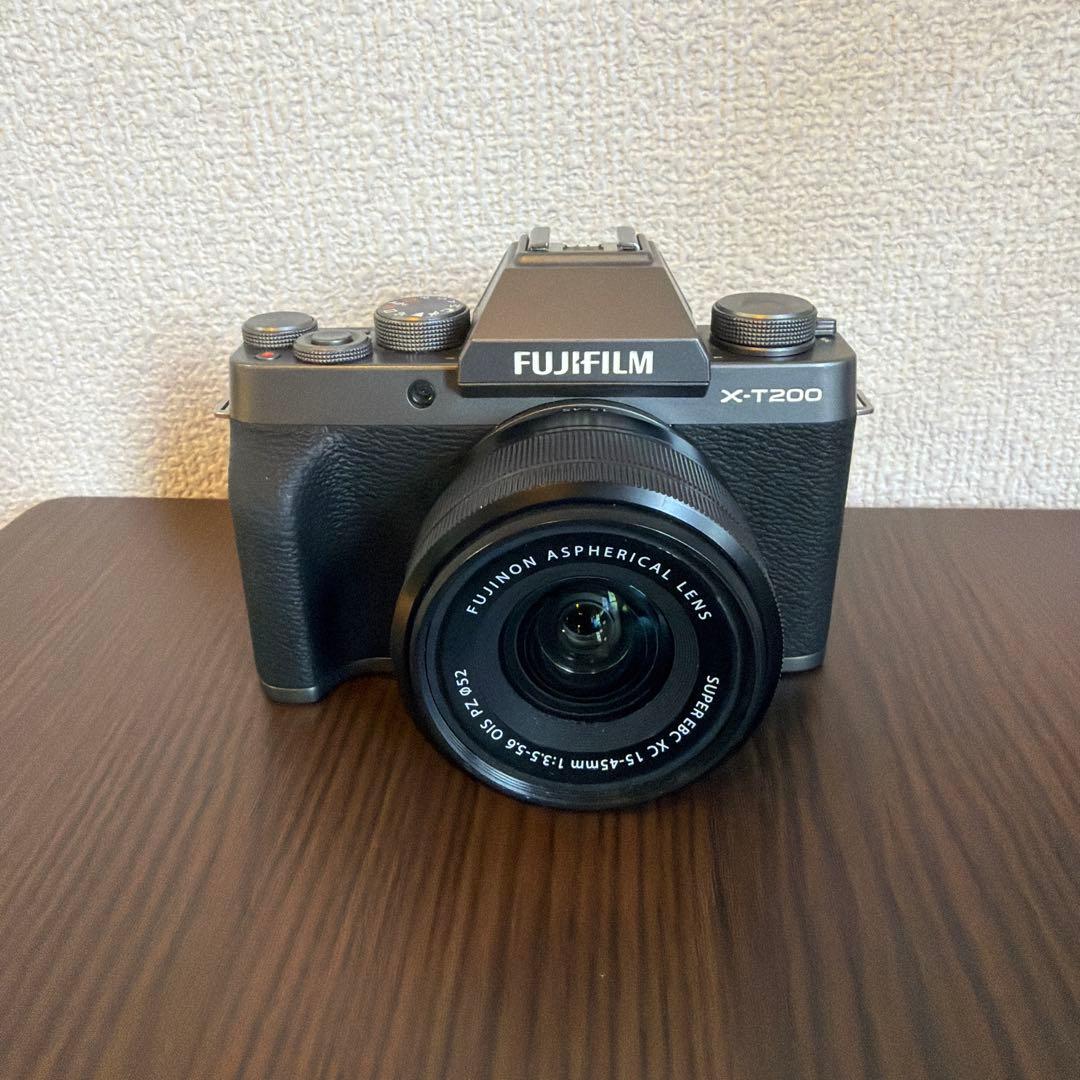 FUJIFILM X-T200 ミラーレス一眼レフ