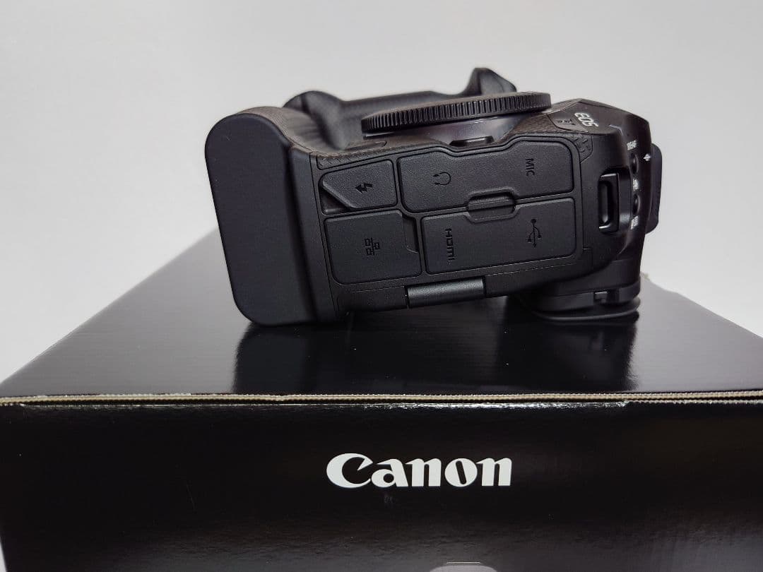 渡*輔様 【極上美品】Canon EOS R1