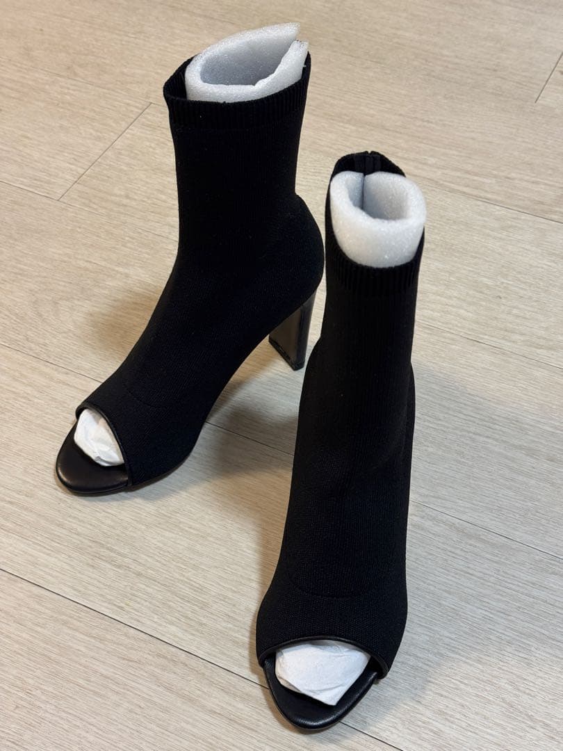 【新品未使用】鈴木亜美　プロデュース オープントゥニットソックスブーツ 黒　S