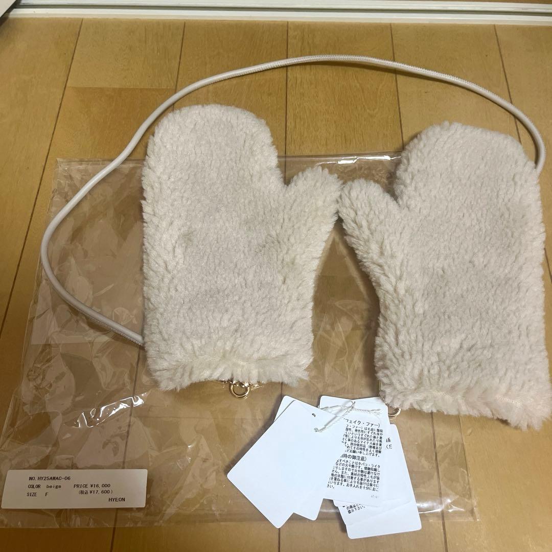 【新品】HYEON ted glove / beige