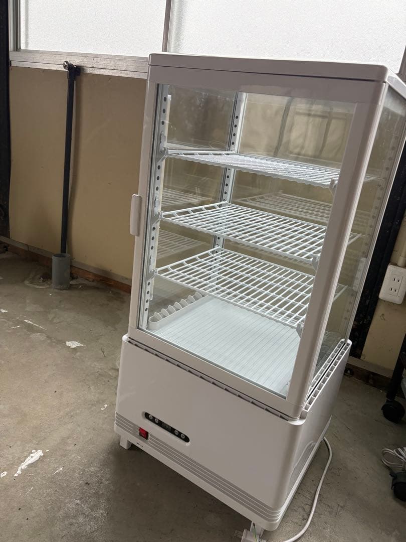 4面ガラス冷蔵ショーケース70L／業務用 ノンフロン 結露防止機能