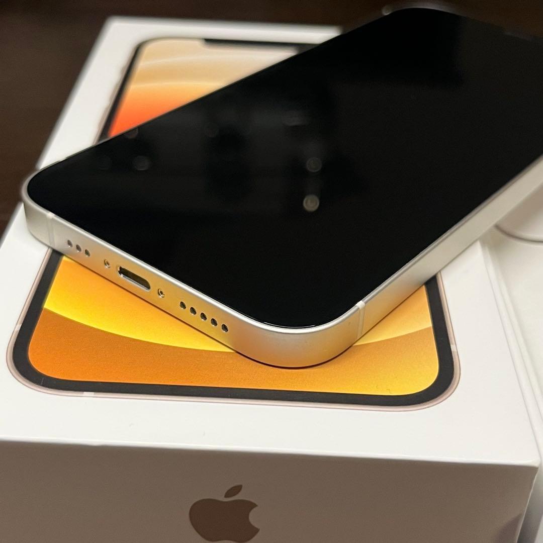 ジャンク品　Apple iPhone 12 ホワイト 64GB