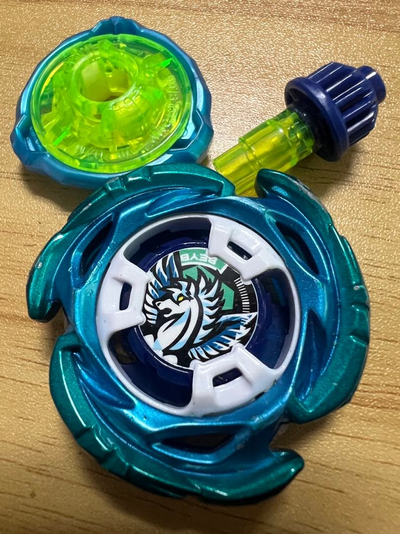 ベイブレードX エアロペガサス3-70A ダブルメタルコート ブルー×グリーン