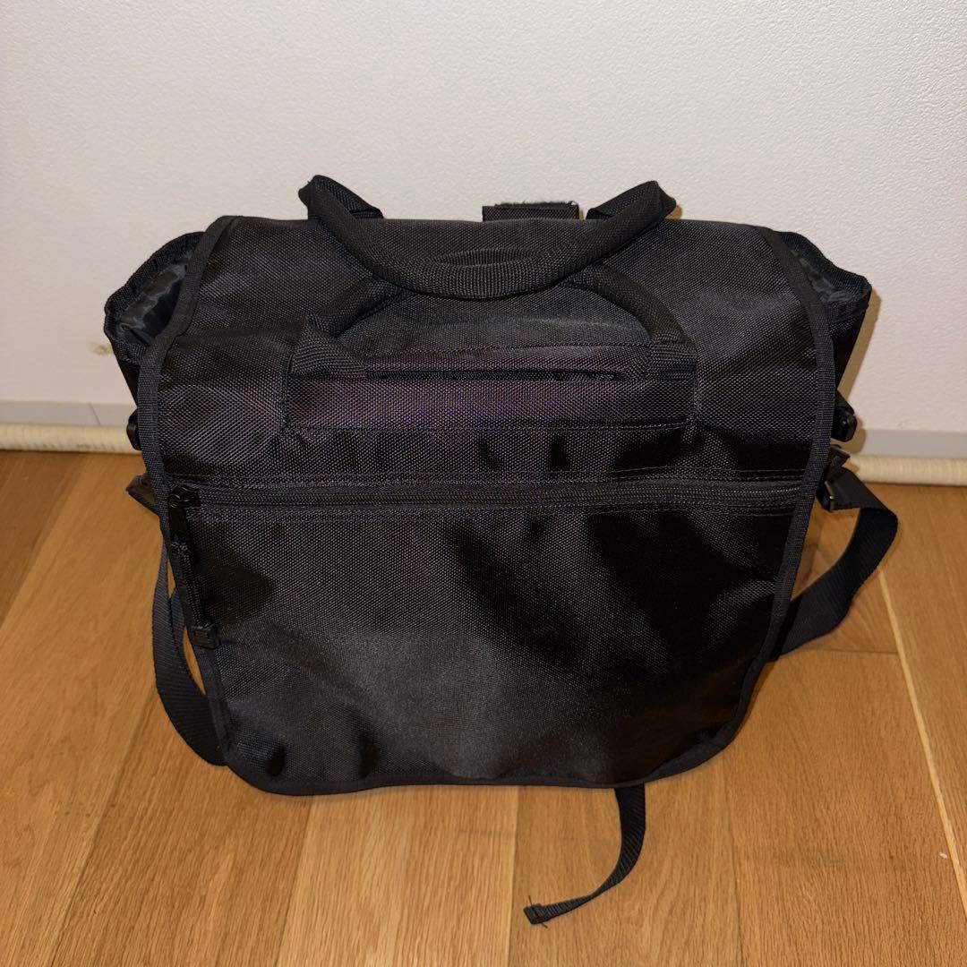 黒のレコードバッグ