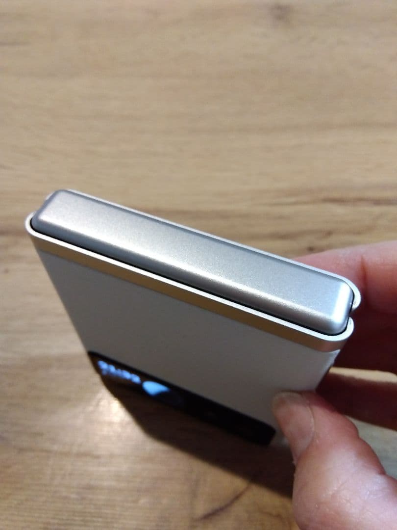 【K&Y☆atelier】motorola　razr40