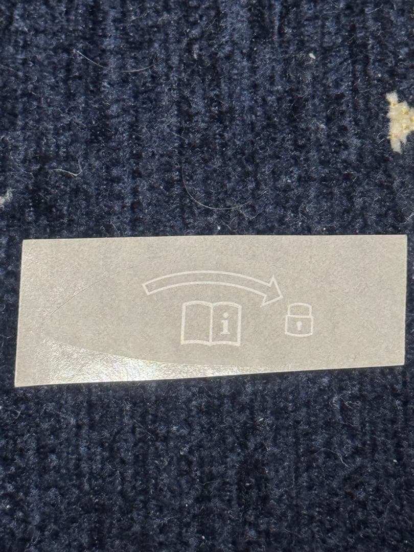 純正 フューエル・キャップ・カバー(カーボン)