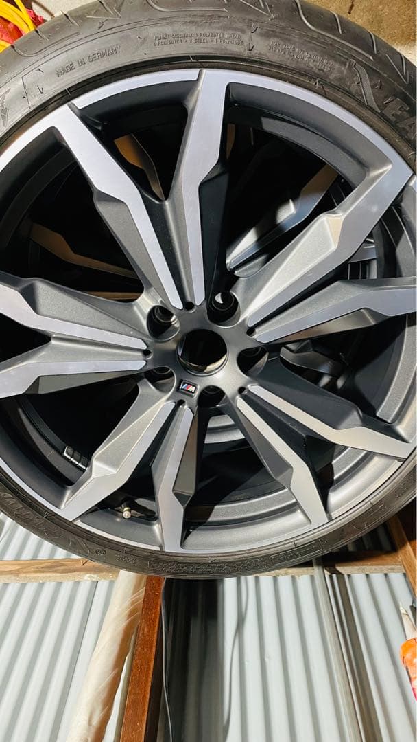 20インチ スポークデザイン ホイールセット