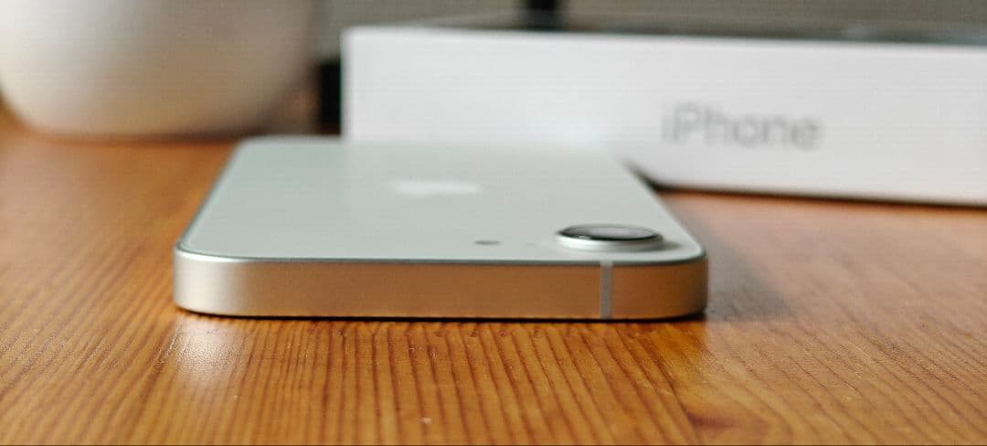 【24H発送】iPhone 16e ホワイト 128GB 韓国版 物理SIM対応