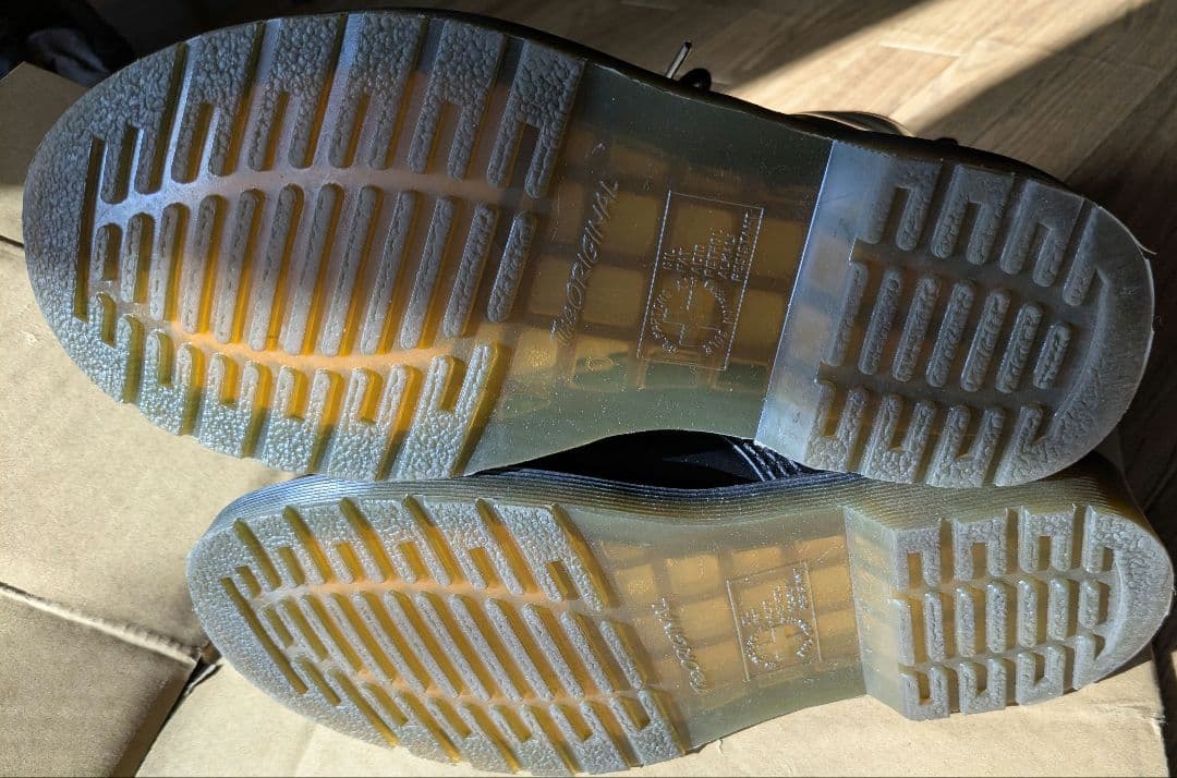 Dr.Martensドクターマーチン　8ホール　UK4ブラック23センチ　ブーツ