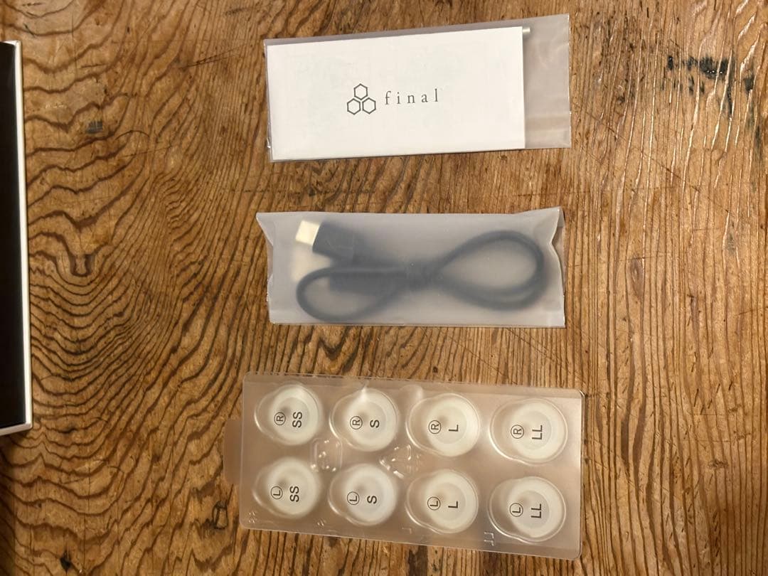 final ZE8000 MK2 ブラック 完全ワイヤレスイヤフォン