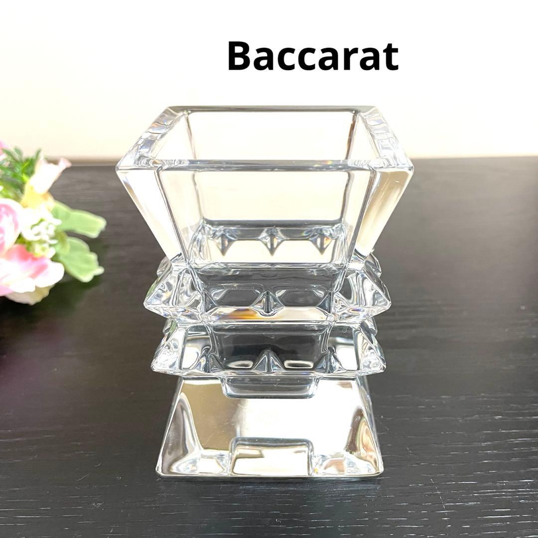 Baccaratコロンビーヌ　フラワーベース　　花瓶　美品