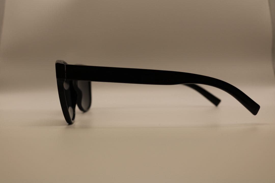 極美品　DIOR ディオール　ブラック ロゴ　サングラス ケース付き