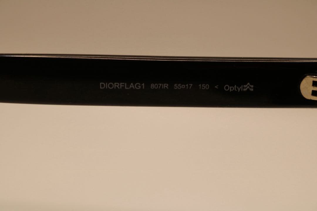 極美品　DIOR ディオール　ブラック ロゴ　サングラス ケース付き