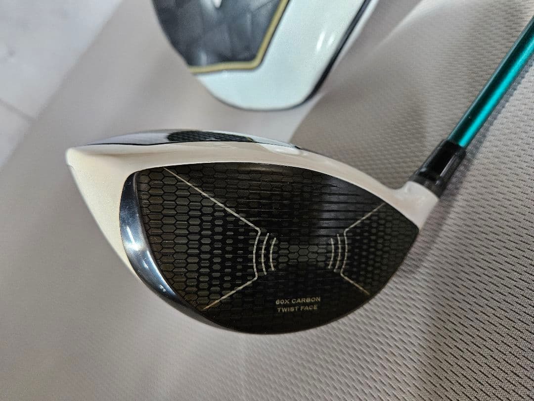 テーラーメイド　ステルスグローレプラス9.5 シャフトフジクラNXグリーン