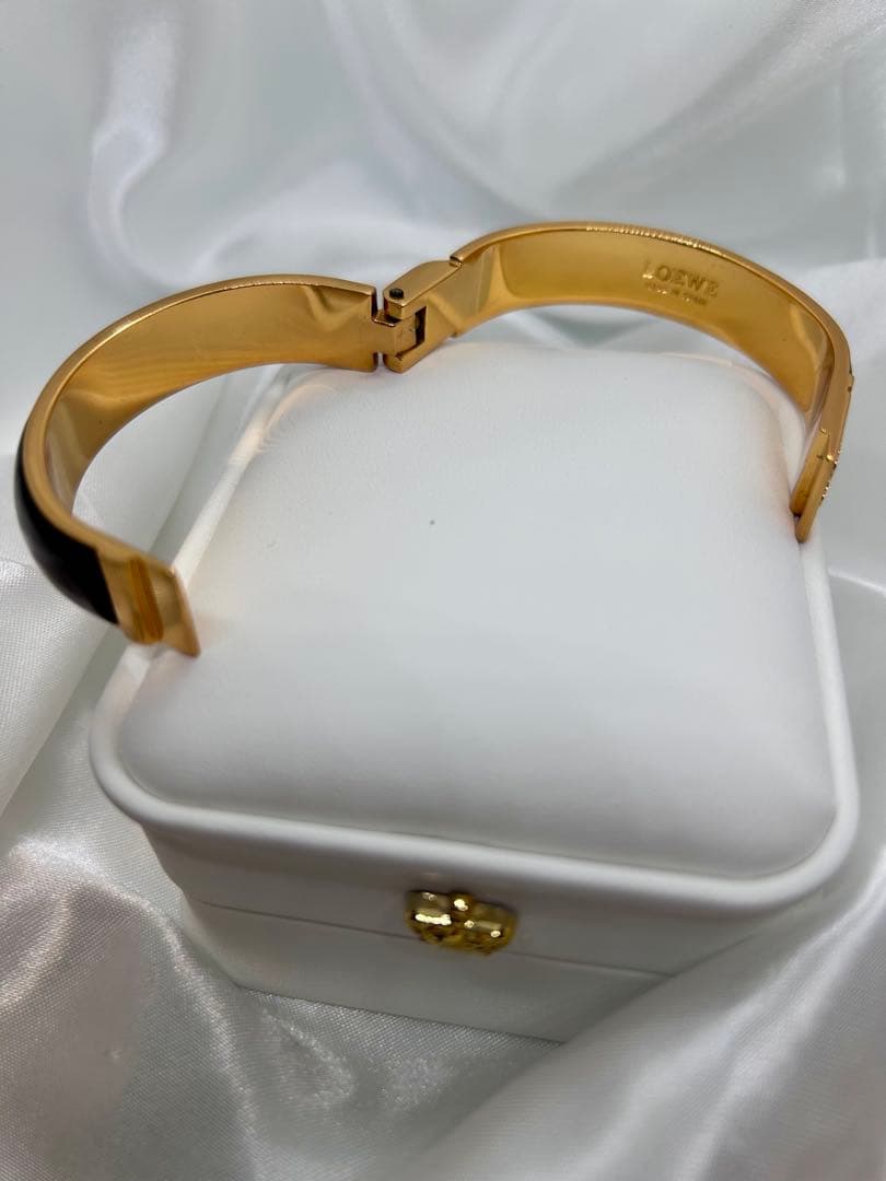 ◆美品 LOEWE ロエベ バングル ブレスレット レザー ロゴ
