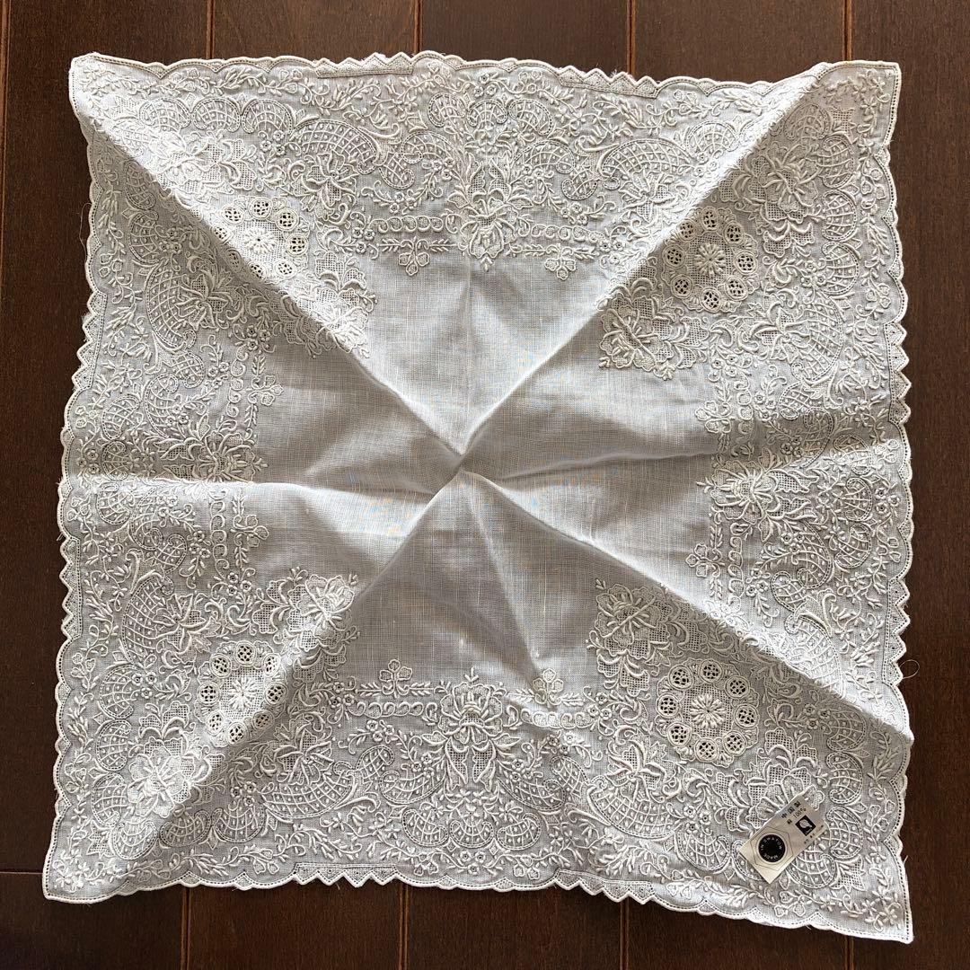 未使用　スワトウ　ハンカチ　麻100% 汕頭　手刺繍　SWATOW リネン　川辺