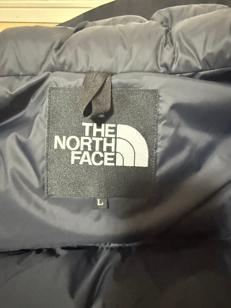 マウンテンダウンジャケット　THE NORTH FACE ブラックＮＤ92237