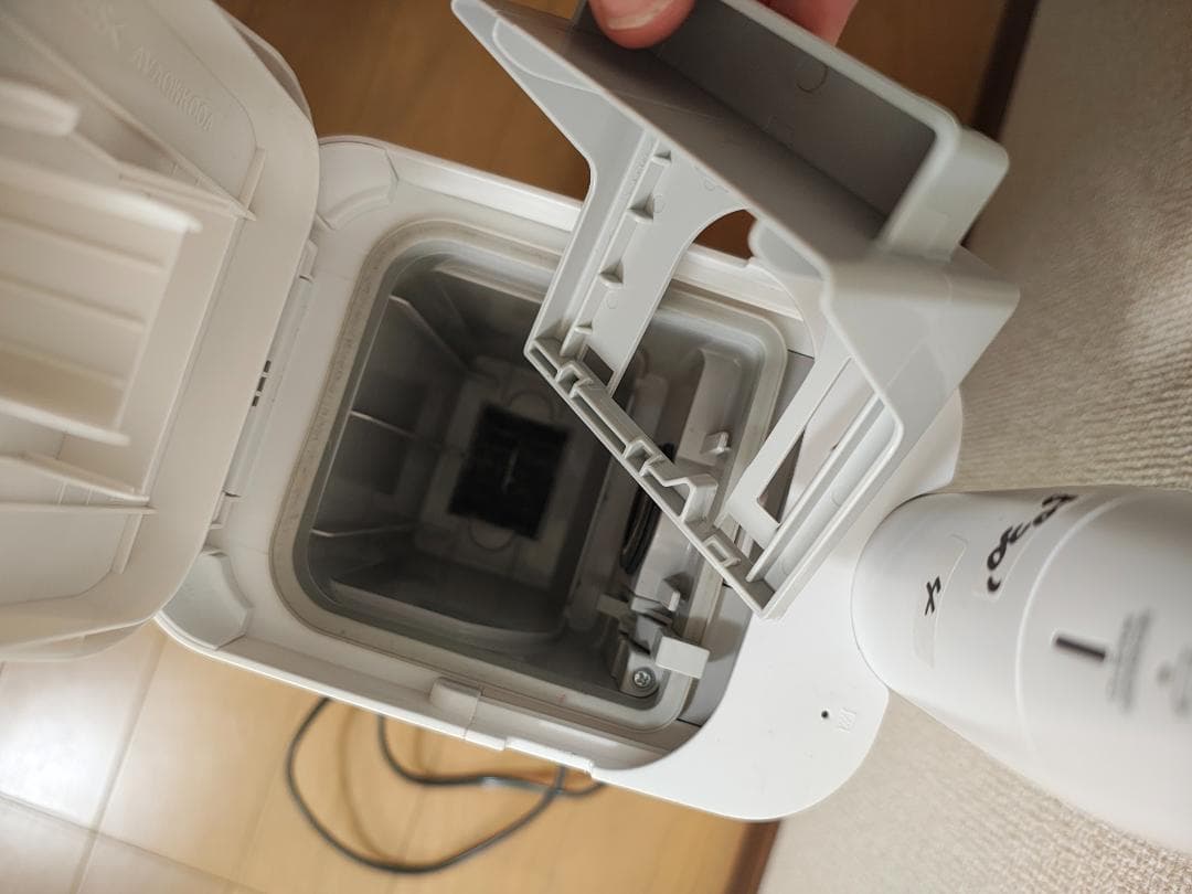 パナソニック★掃除機★2022年製★MC-NS10K★バッテリーの状態良好★4