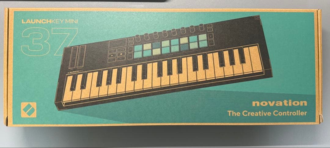 DTM・DAW novation LAUNCHKEY MINI 37 Mk4