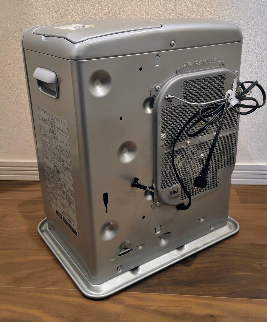 石油ファンヒーター FW-3217S シルバー 木造9畳