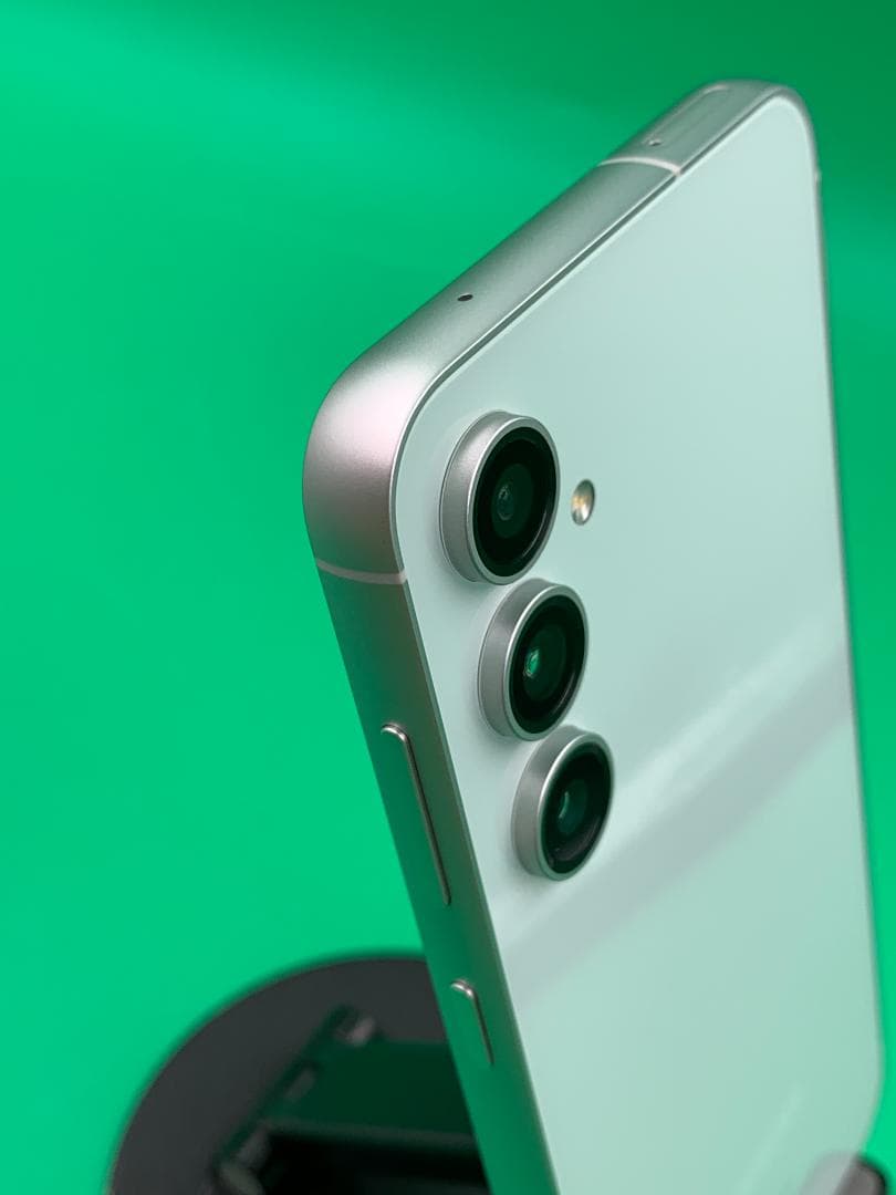 ★極美品 Galaxy S23 FE 256GB SIMフリー au SCG24