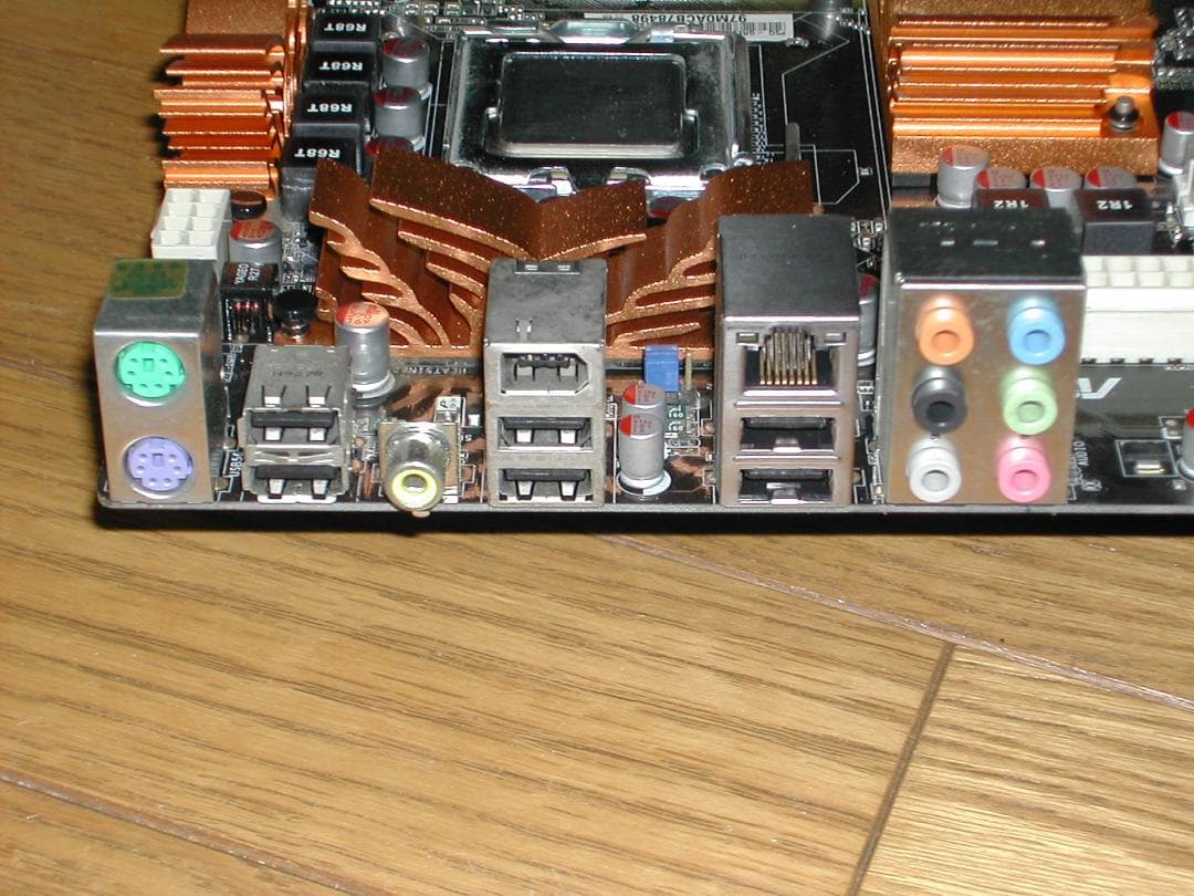 CPU付き　ASUS　P5Q LGA775