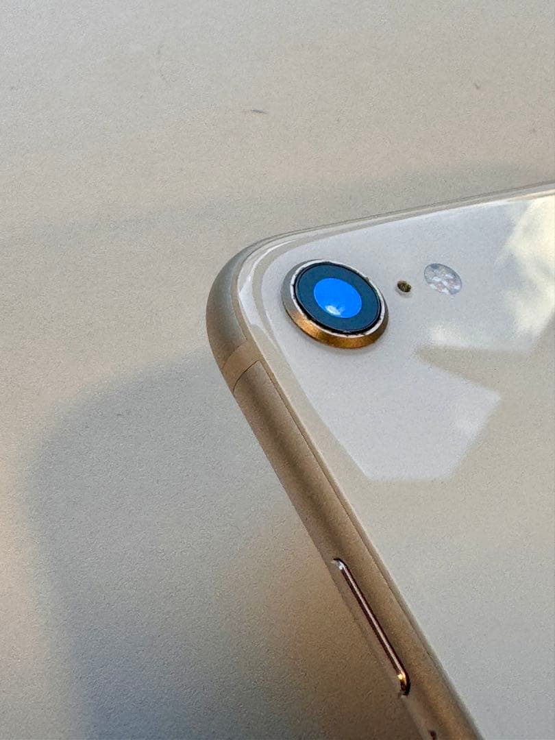 【美品】Apple iPhone SE3 ホワイト バッテリー残量100%