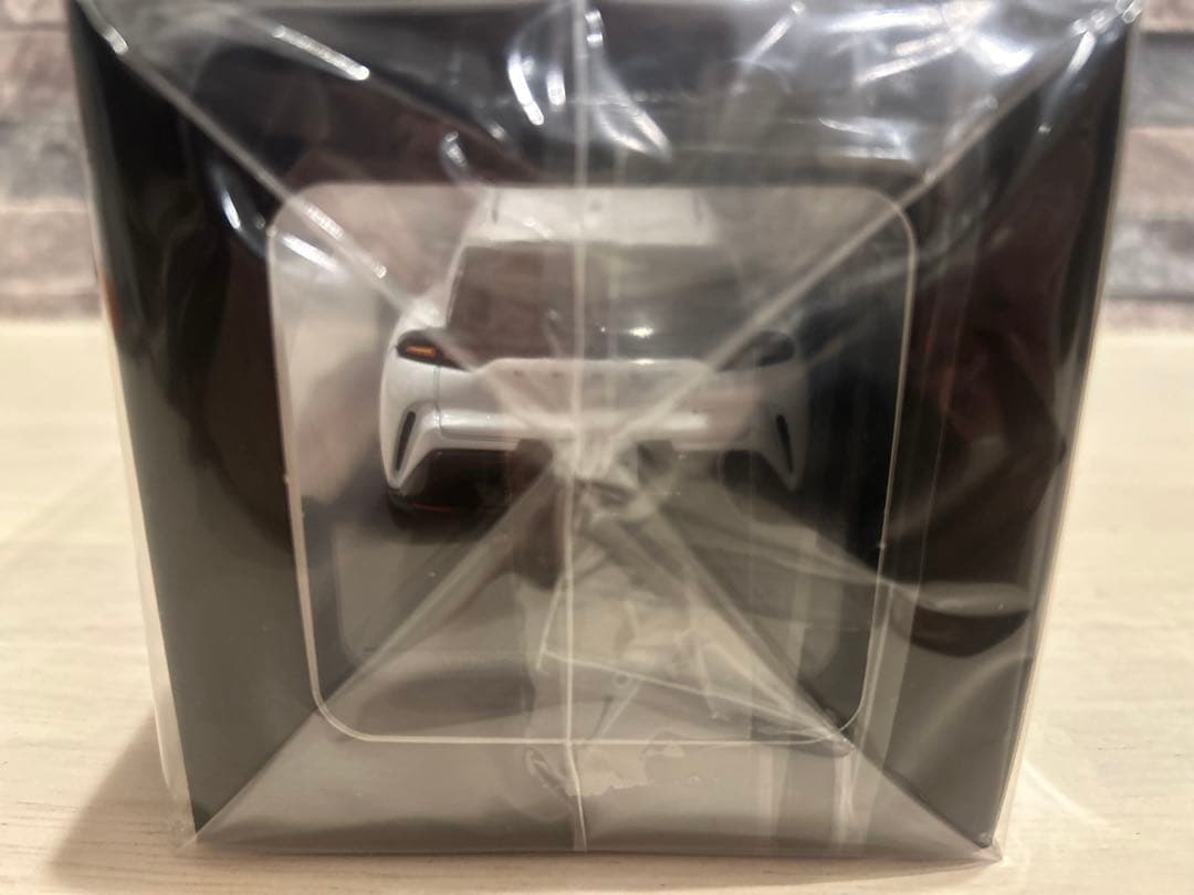 ★未使用品★トヨタ クラウンスポーツ サンプル ミニカー