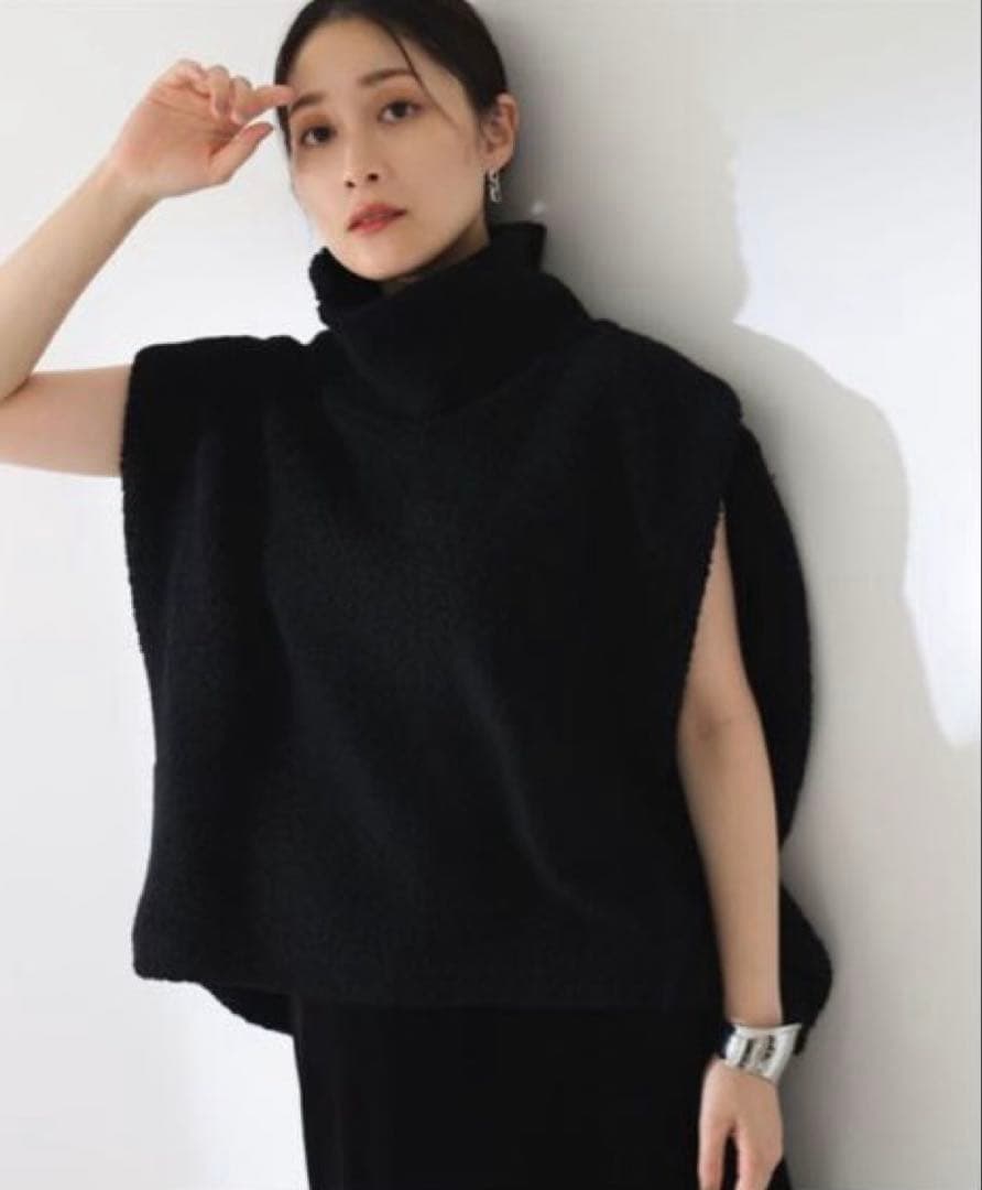 COG THE BIGSMOKE / KRYSTAL ハイネック ジレ